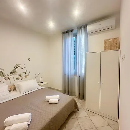 Habitat Apartamento Vado Ligure
