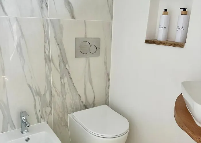 Habitat * Vado Ligure