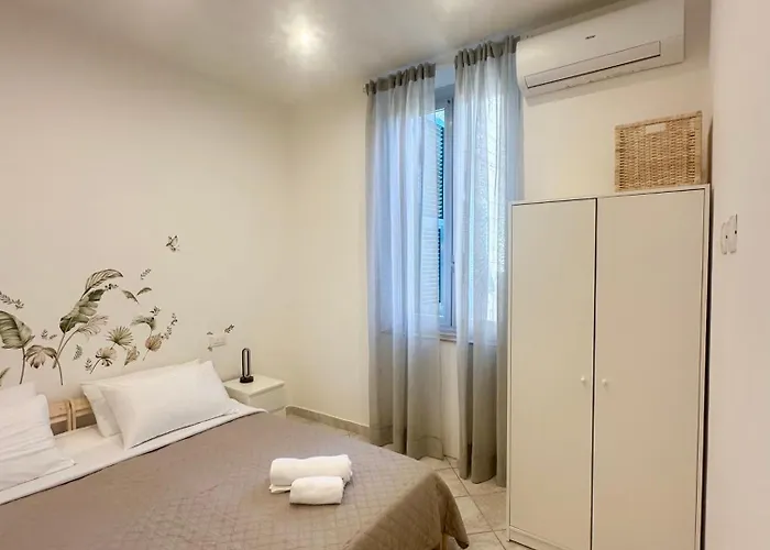 Habitat Apartment Vado Ligure